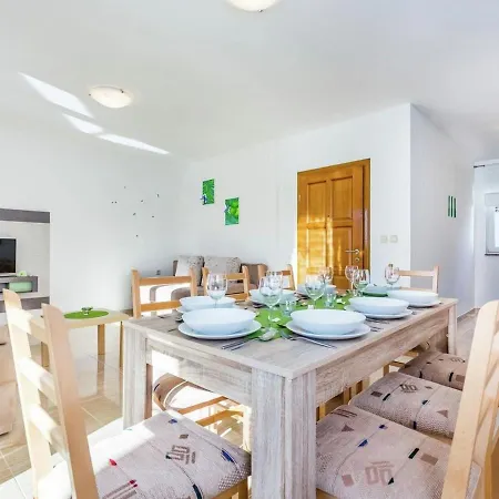 Contemporary In With Swimming Pool Holiday home Dramalj