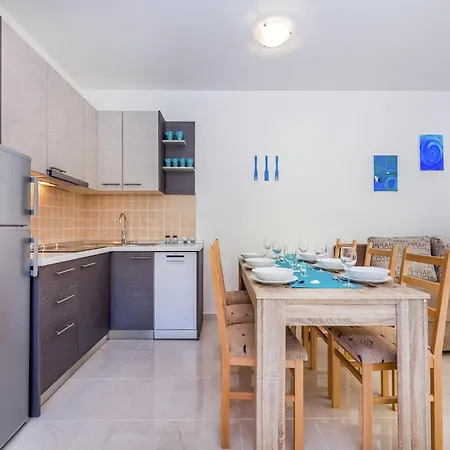 Contemporary In With Swimming Pool Holiday home Dramalj