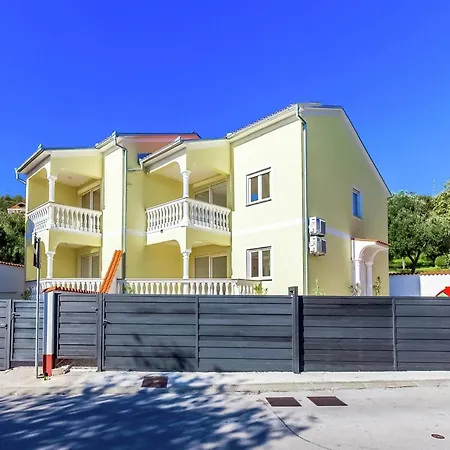 Contemporary In With Swimming Pool
