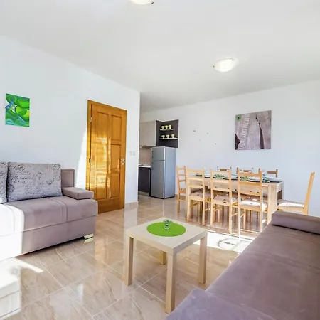 Holiday home Contemporary In With Swimming Pool Dramalj