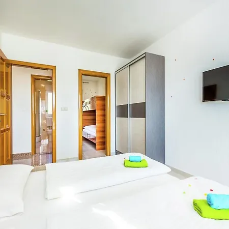 Contemporary In With Swimming Pool